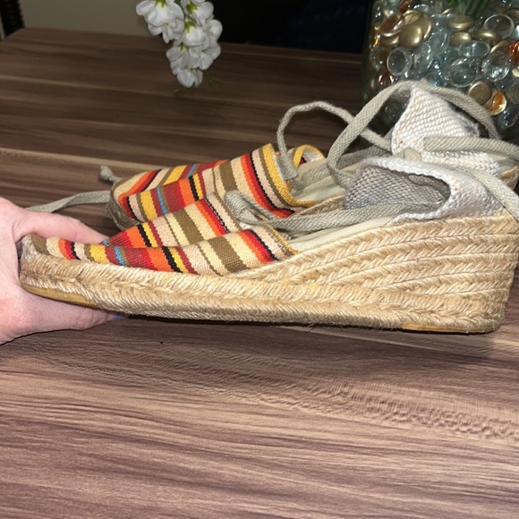 Lord and Taylor striped espadrilles with ties around ankle. - Picture 10 of 16